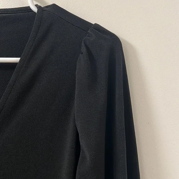 3/$15 Banana Republic - Cocoon Wrap Long Sleeve Blouse Women Small - Picture 8 of 13